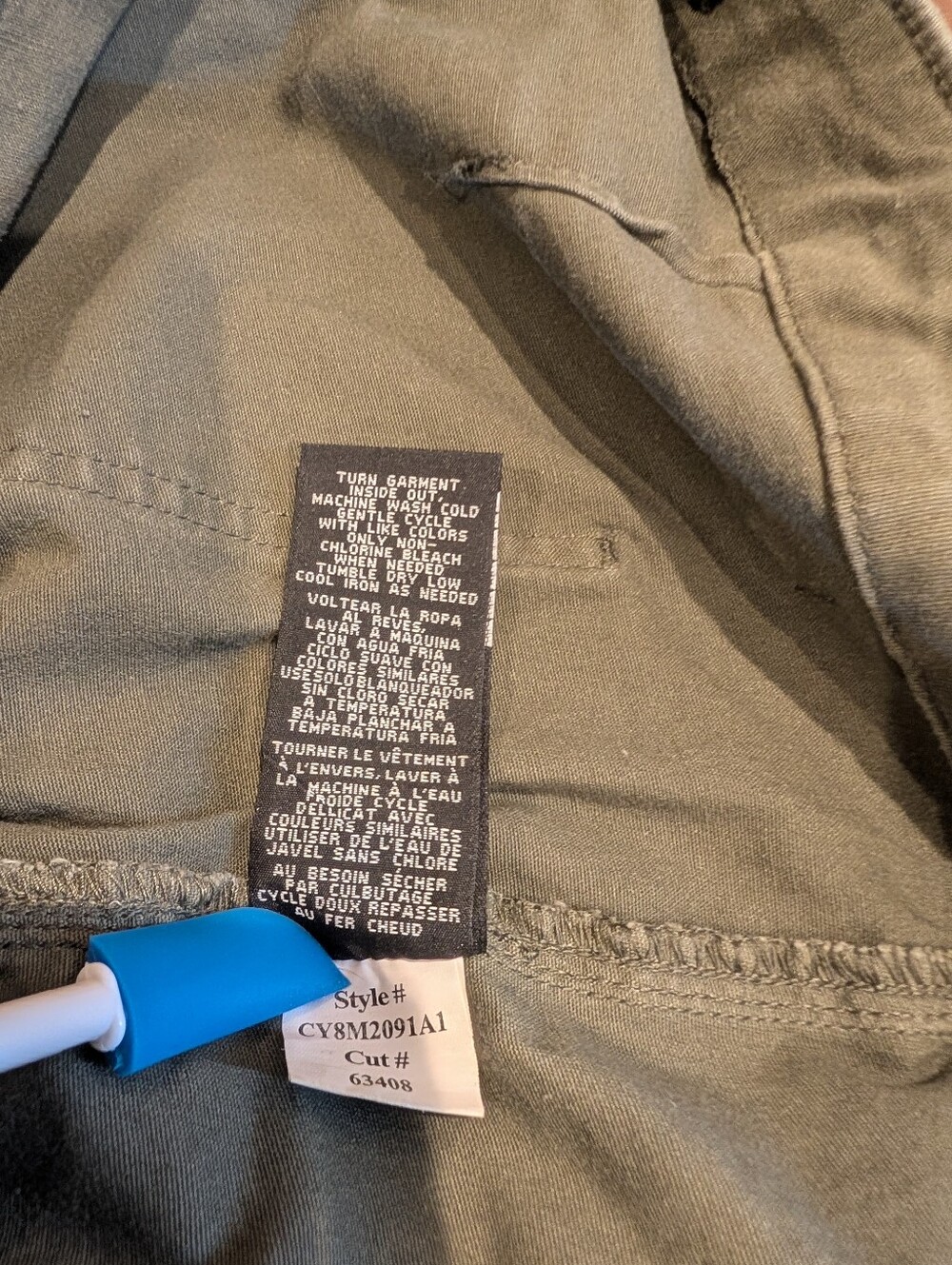 1822 Capri Olive Green Denim Pants - Picture 6 of 6